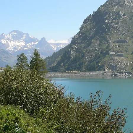 In Near Gondola * Orelle